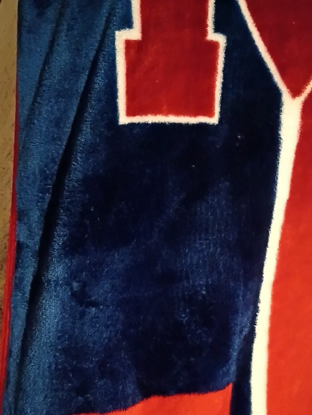 Ole Miss Red Plush Throw Blanket - Collegiate Soft Throw - Picture 7 of 8
